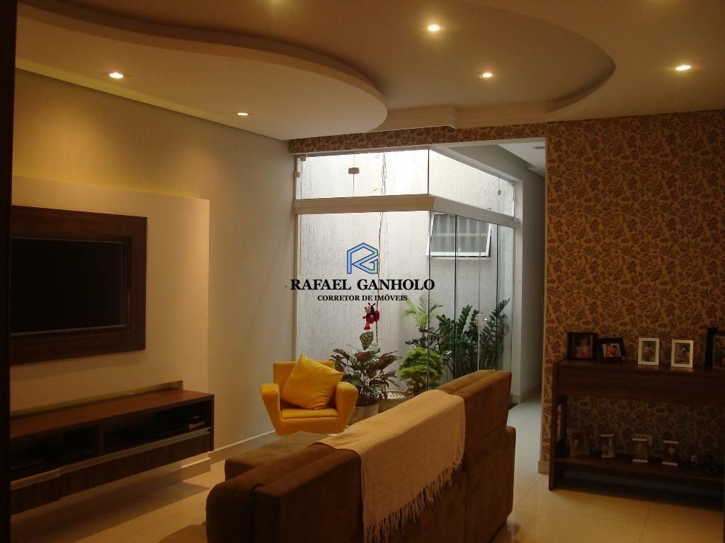 Casa, 3 quartos, 175 m² - Foto 1