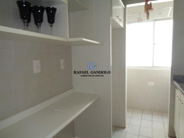 Apartamento à venda com 3 quartos, 59m² - Foto 2