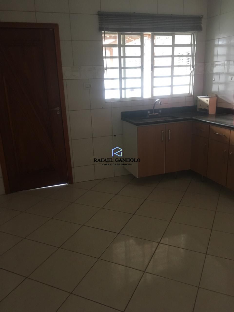 Casa à venda com 3 quartos, 200m² - Foto 14