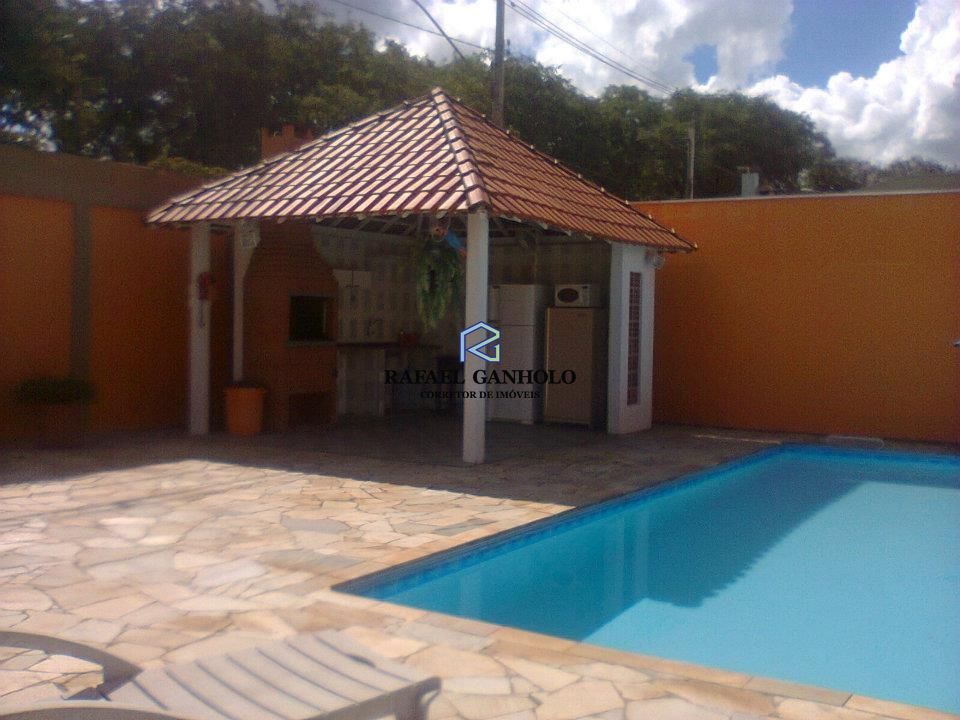 Casa à venda com 2 quartos, 300m² - Foto 2