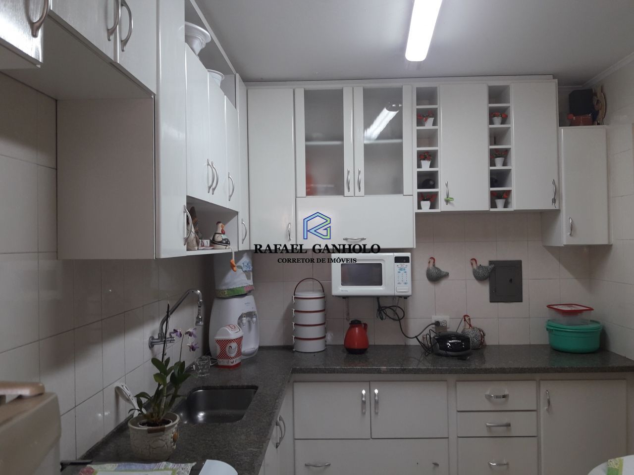 Apartamento à venda com 2 quartos, 70m² - Foto 4