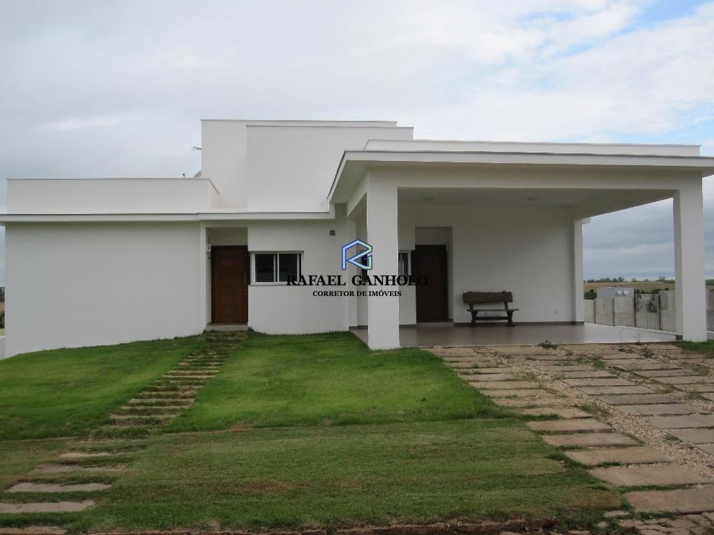 Casa de Condomínio à venda com 3 quartos, 240m² - Foto 2