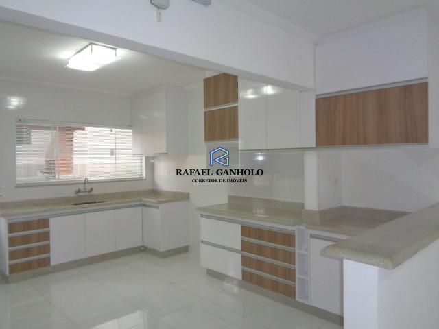 Casa, 3 quartos, 218 m² - Foto 11