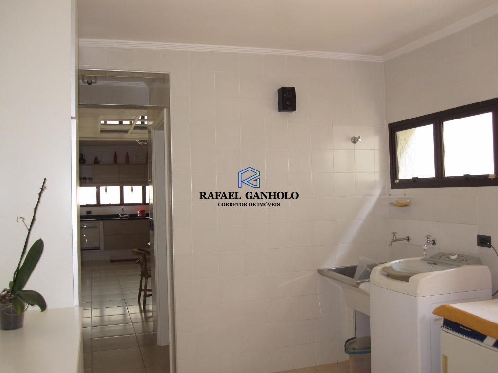 Casa à venda com 3 quartos, 329m² - Foto 32