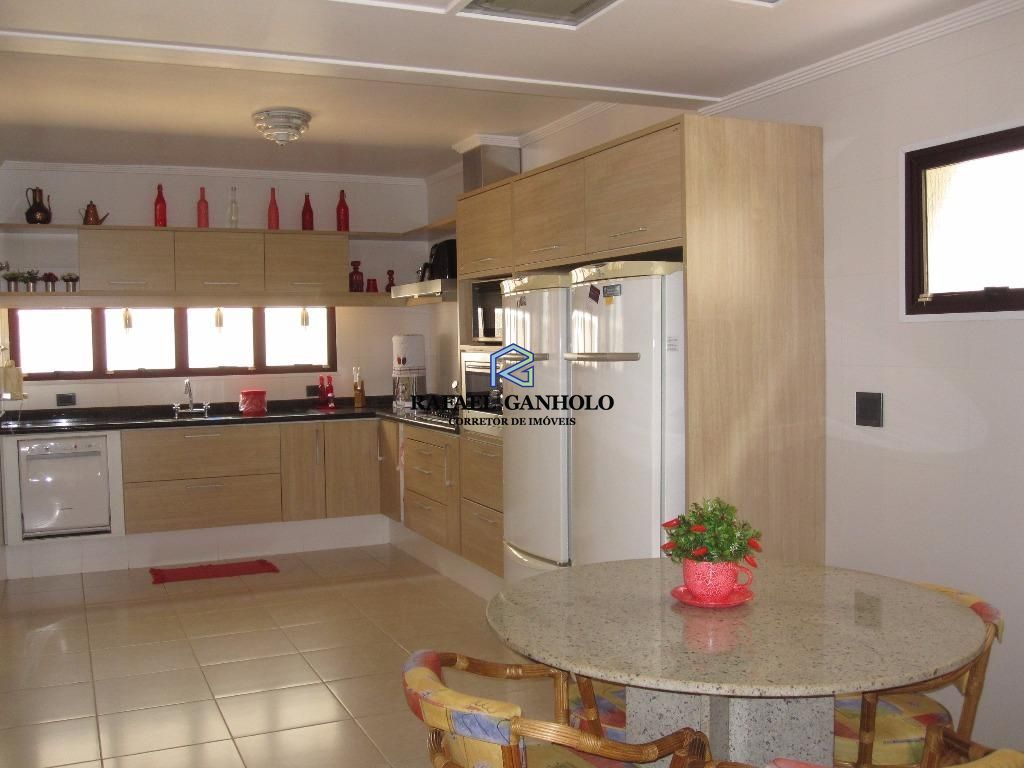 Casa à venda com 3 quartos, 329m² - Foto 28