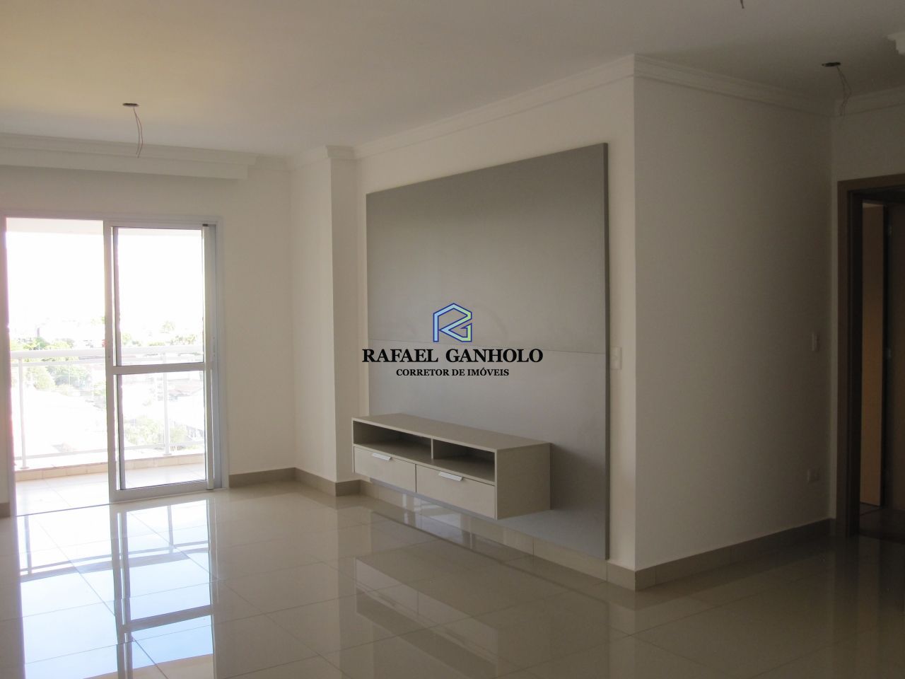 Apartamento à venda com 3 quartos, 118m² - Foto 2