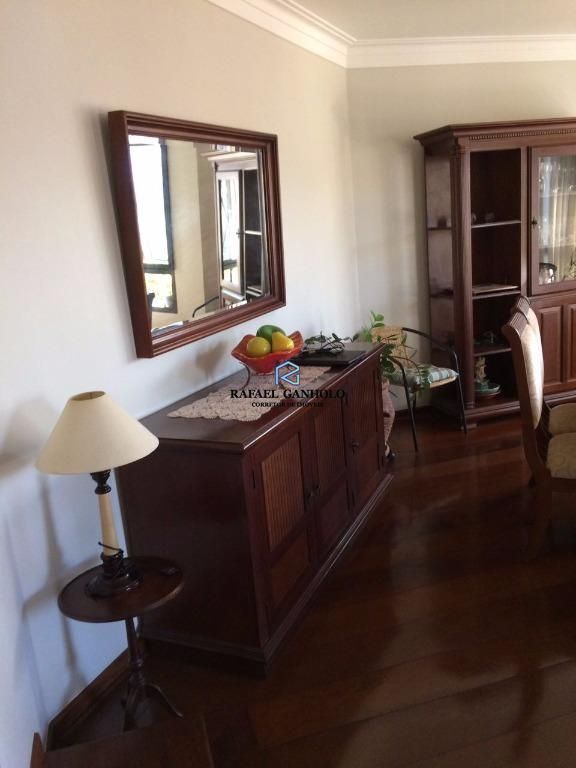 Apartamento à venda com 5 quartos, 198m² - Foto 20