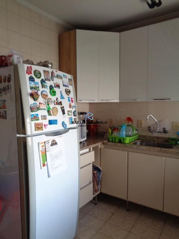 Apartamento à venda com 3 quartos, 117m² - Foto 15