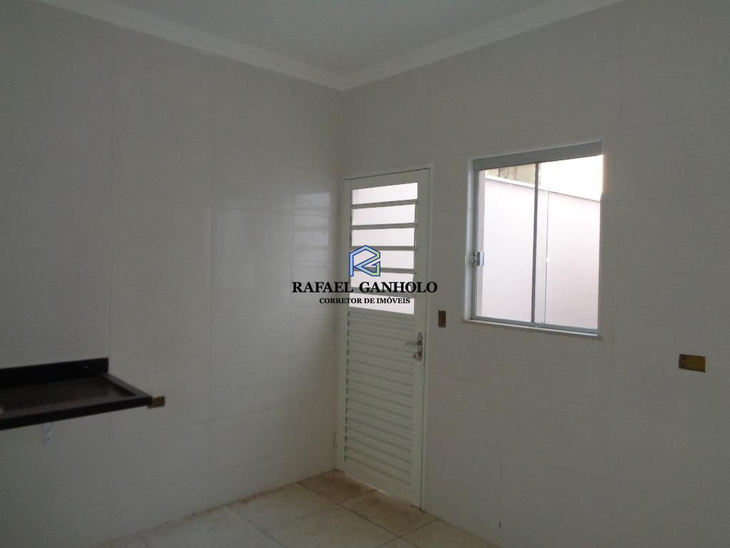 Casa à venda com 3 quartos, 120m² - Foto 4