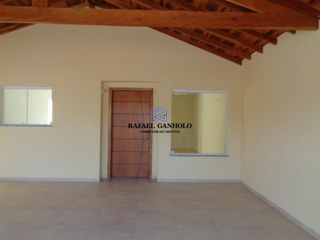 Casa à venda com 3 quartos, 142m² - Foto 2