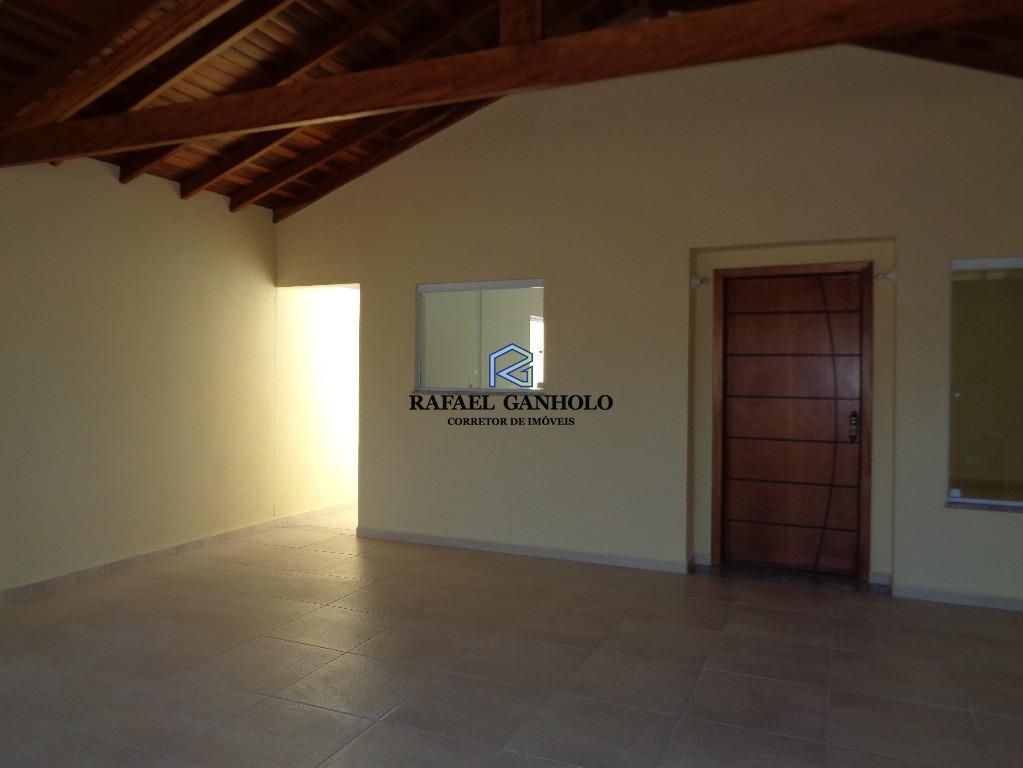 Casa à venda com 3 quartos, 142m² - Foto 1