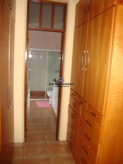 Casa à venda com 3 quartos, 300m² - Foto 32