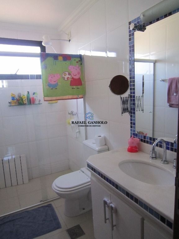 Apartamento à venda com 3 quartos, 139m² - Foto 19