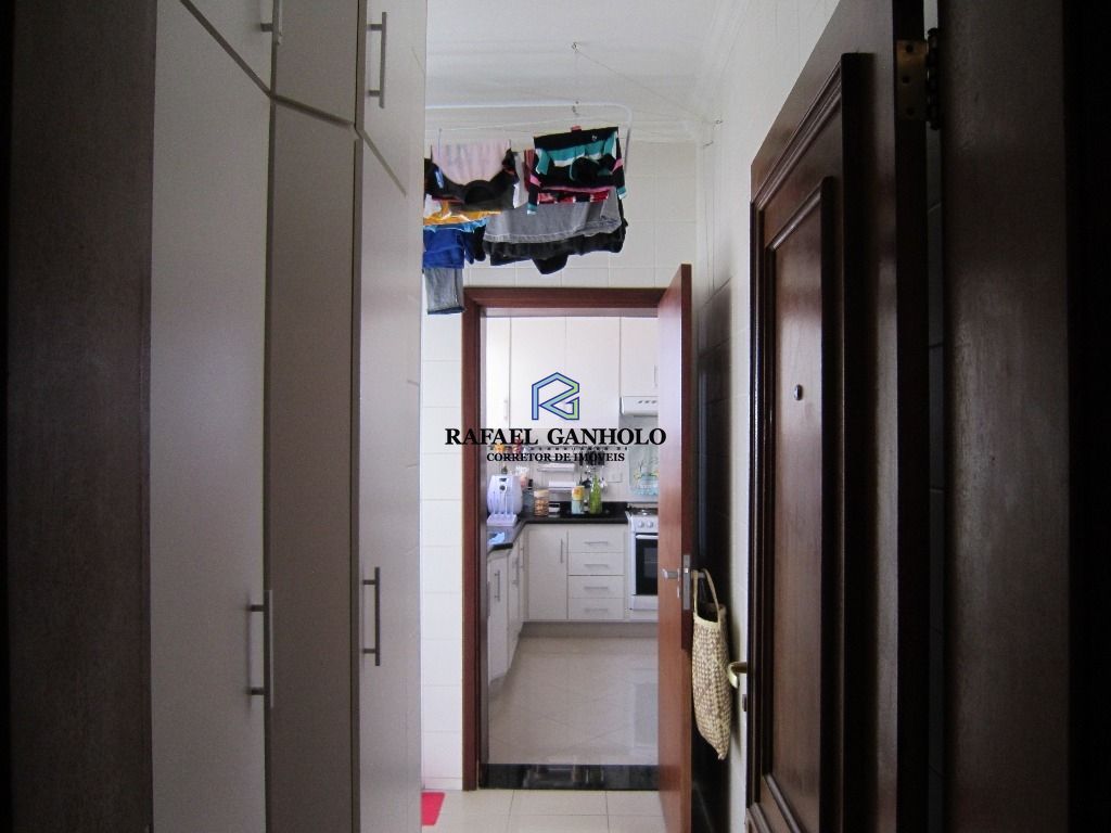 Apartamento à venda com 3 quartos, 139m² - Foto 3