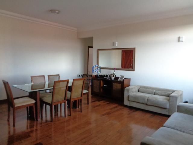 Apartamento à venda com 3 quartos, 147m² - Foto 2