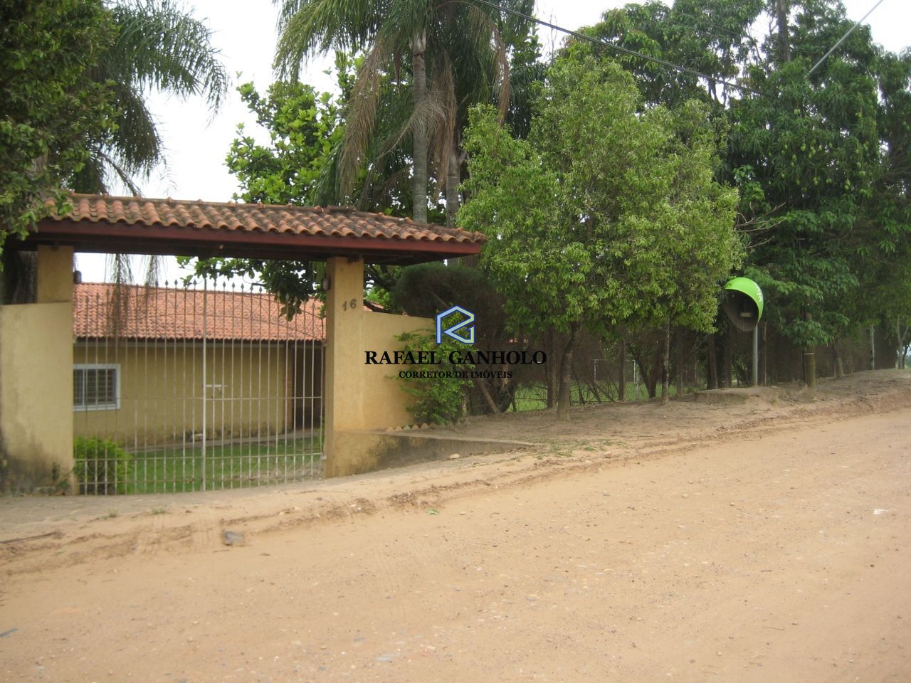 Chácara à venda com 3 quartos, 526m² - Foto 2