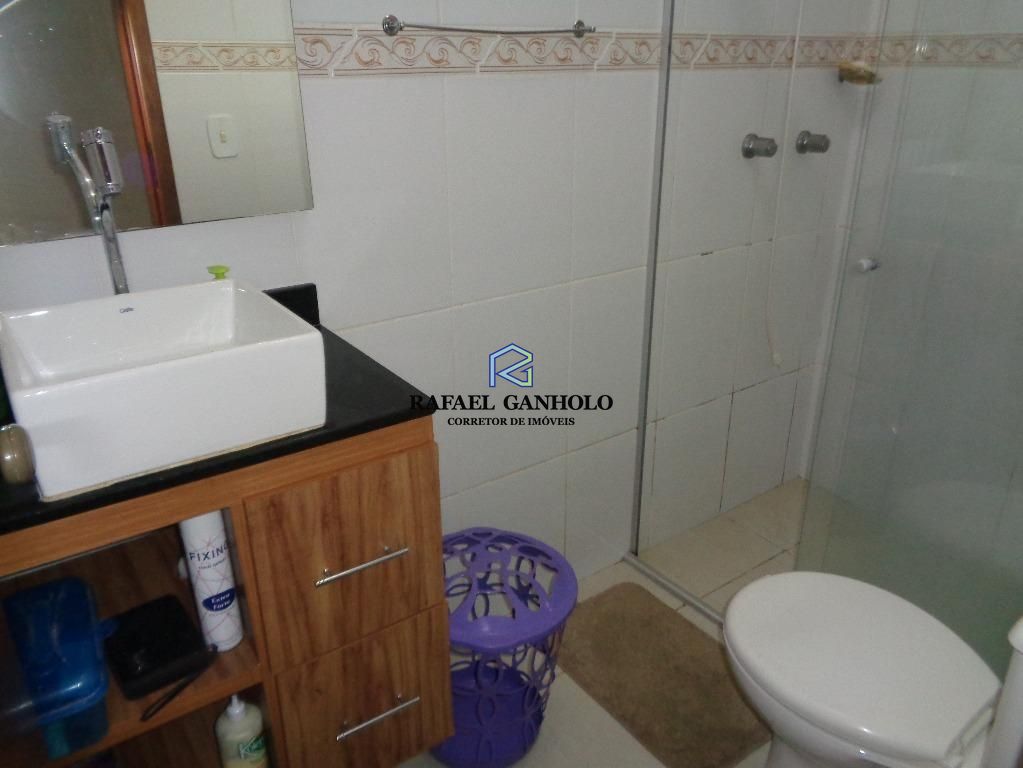 Casa à venda com 2 quartos, 65m² - Foto 5