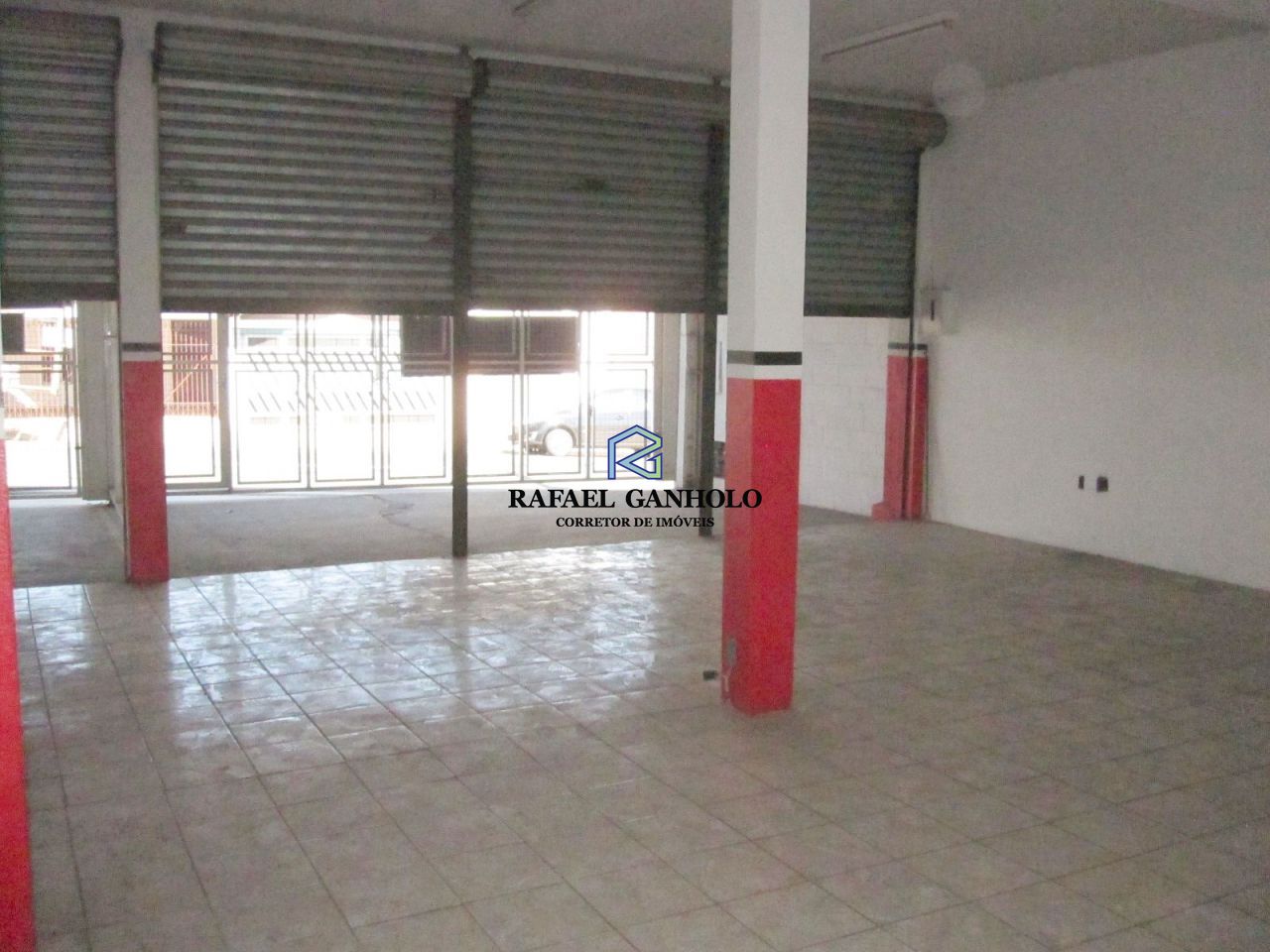 Depósito-Galpão-Armazém à venda, 230m² - Foto 2