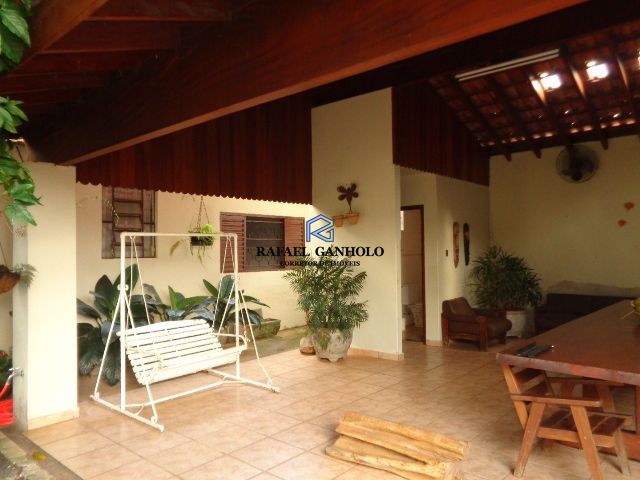 Casa à venda com 3 quartos, 272m² - Foto 5