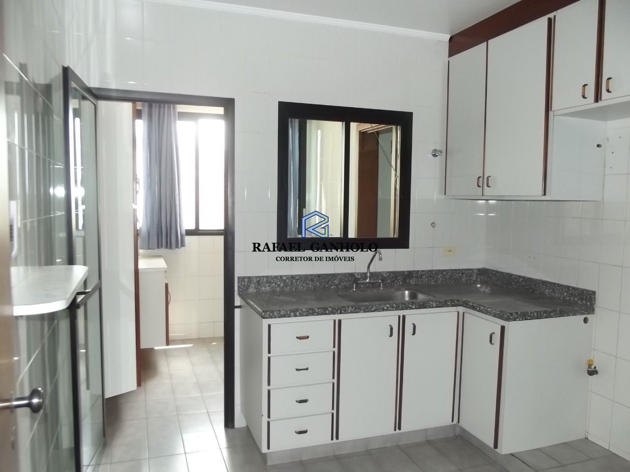 Apartamento à venda com 3 quartos, 104m² - Foto 2