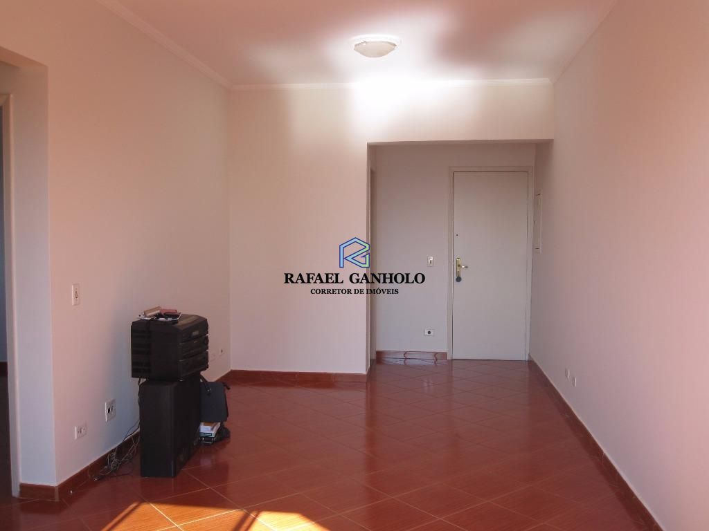 Apartamento à venda com 2 quartos, 77m² - Foto 3