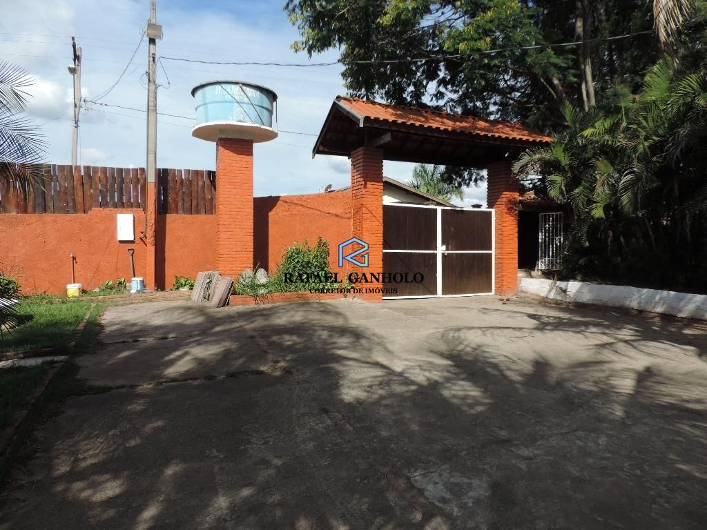 Chácara à venda com 2 quartos, 200m² - Foto 8