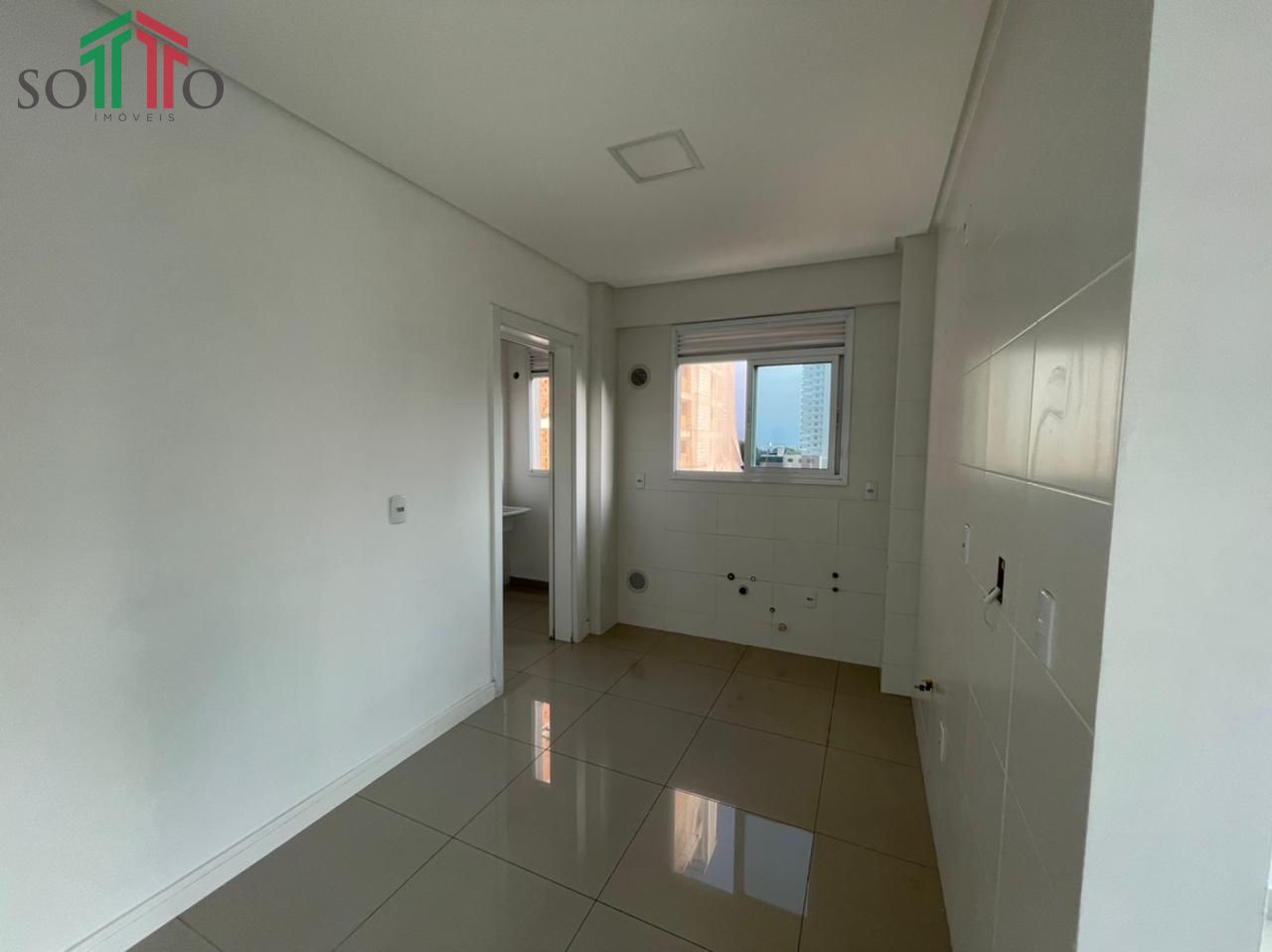 Apartamento à venda com 3 quartos, 97m² - Foto 13