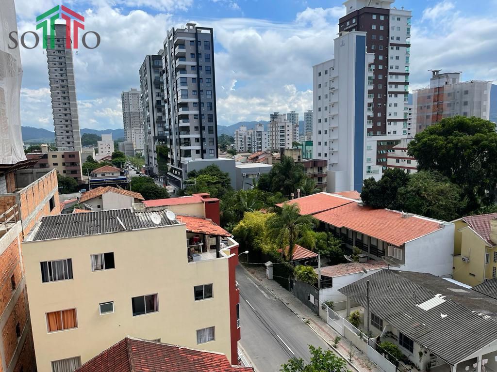 Apartamento à venda com 3 quartos, 97m² - Foto 1