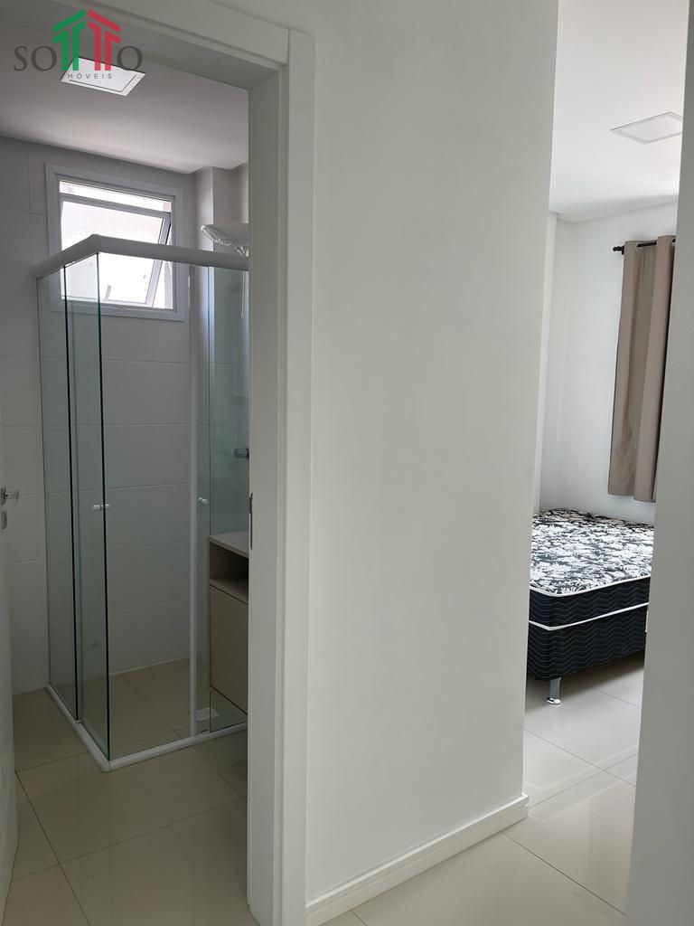 Apartamento à venda com 3 quartos, 97m² - Foto 10