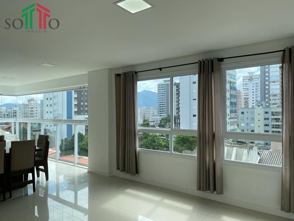 Apartamento à venda com 3 quartos, 97m² - Foto 8