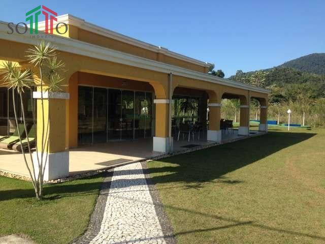 Casa de Condomínio para alugar com 3 quartos, 261m² - Foto 10