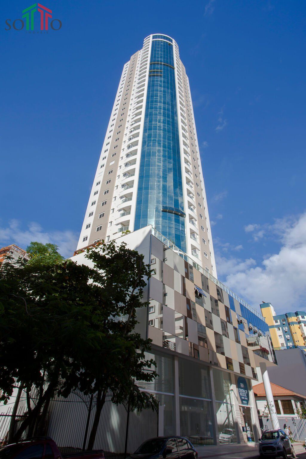 Cobertura, 4 quartos, 257 m² - Foto 2