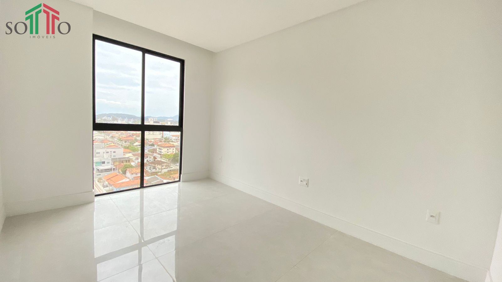 Apartamento à venda com 3 quartos, 114m² - Foto 5