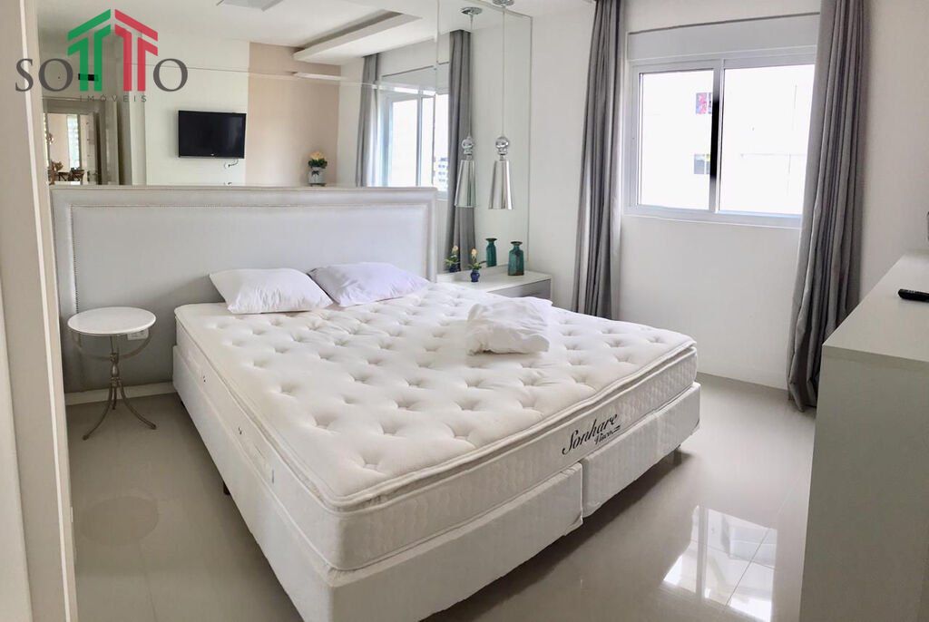 Apartamento à venda com 3 quartos, 128m² - Foto 30