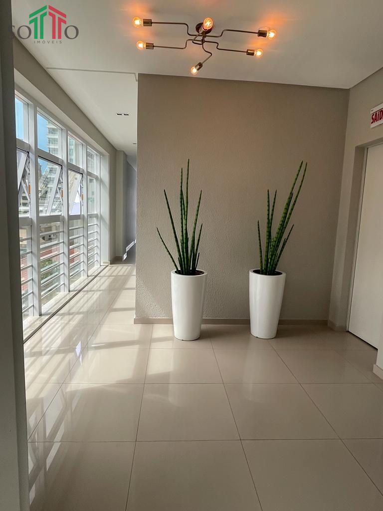 Apartamento à venda com 3 quartos, 97m² - Foto 3