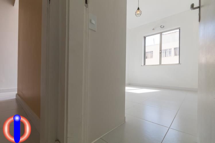 Apartamento à venda com 2 quartos, 85m² - Foto 8