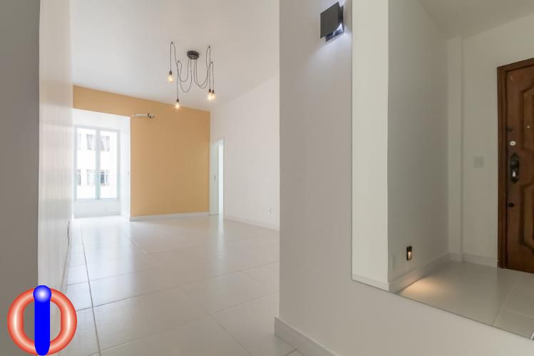 Apartamento à venda com 2 quartos, 85m² - Foto 2