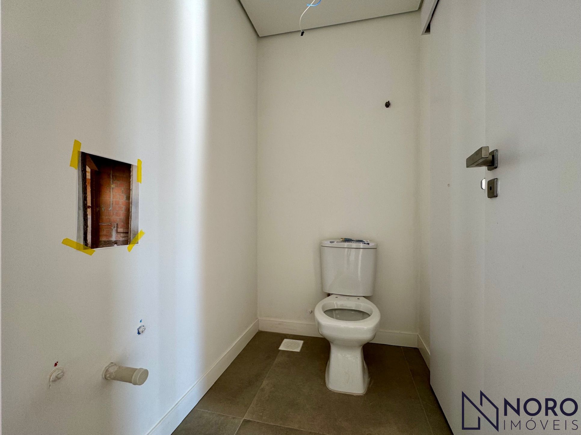 Apartamento 2 Suítes Living 2 ambientes Lavabo Sacada e Churrasqueira Box Prédio