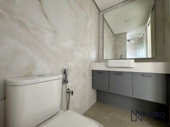 Cobertura à venda no Bairro Medianeira 155 m² privativos Piscina e Espaço Go