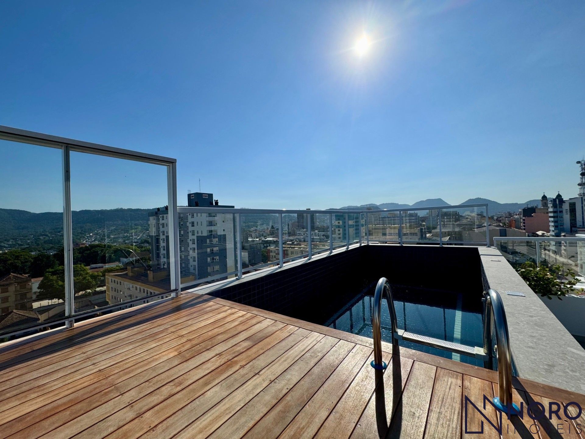 Apartamento 3 Suítes 132m² Privativos 2 Vagas Infraestrutura Completa Ce