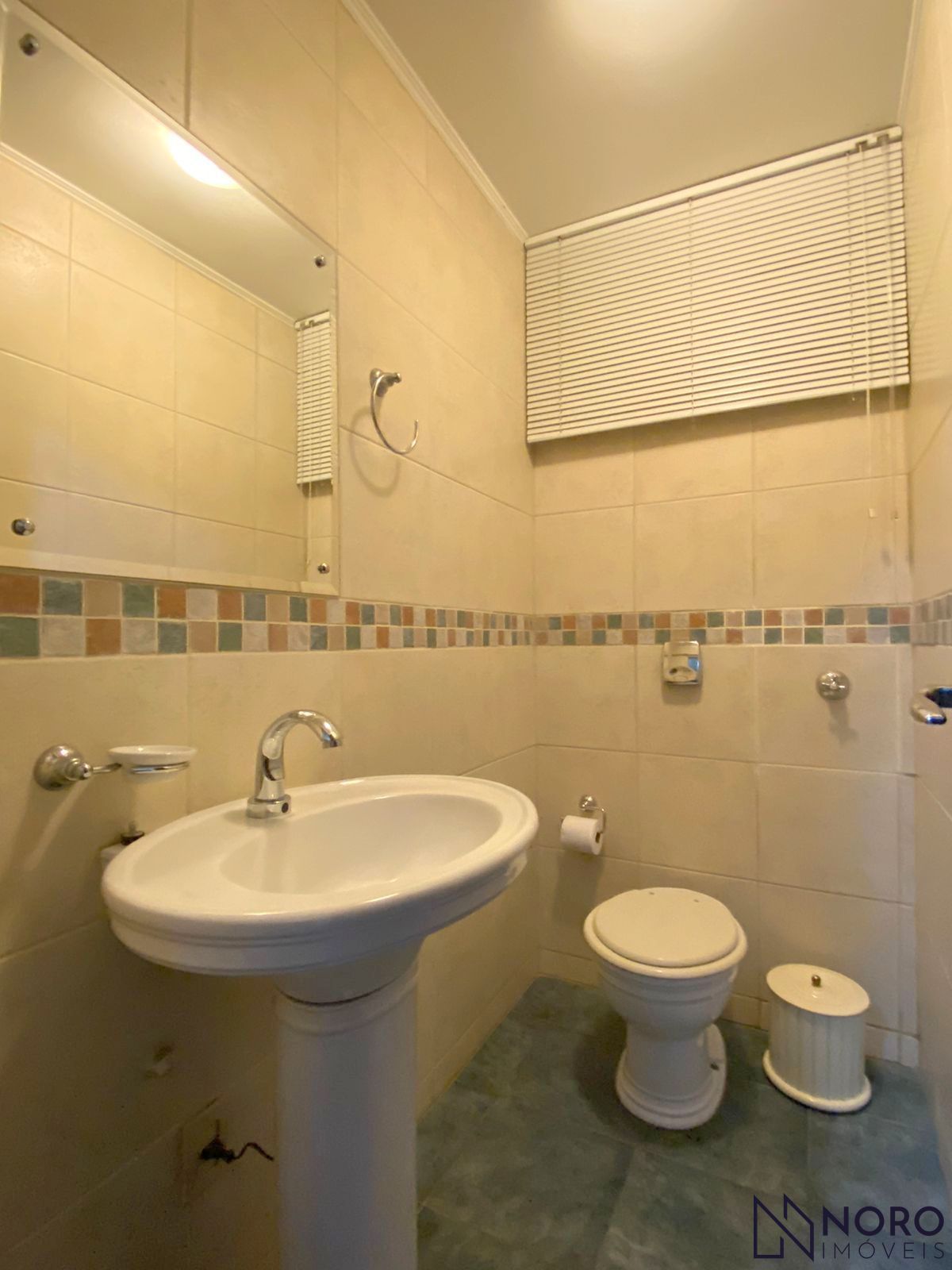Apartamento 132 m² no Edifício Guanabara 3 Dormitórios Avenida Presidente V