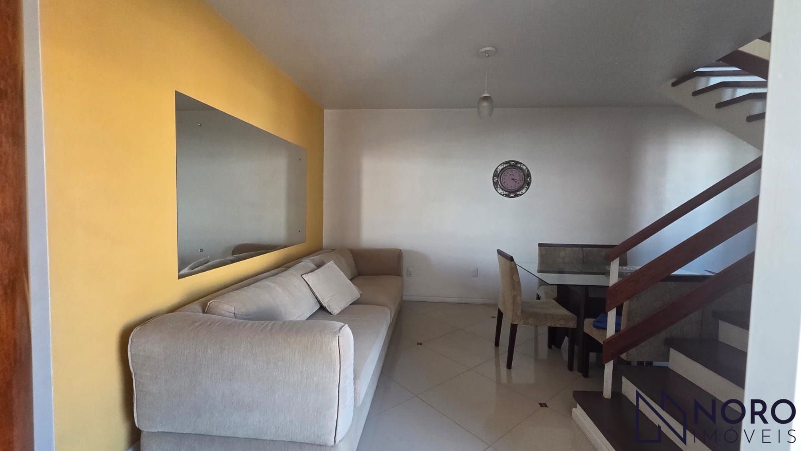 Cobertura duplex 3 dormitórios com terraço e garagem no Centro