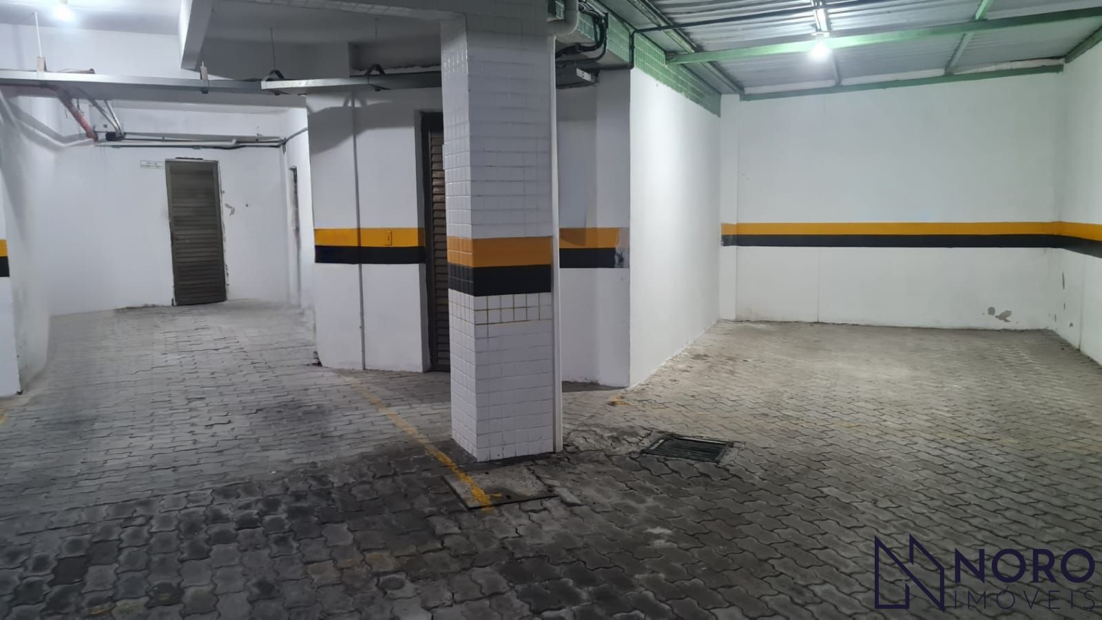 Cobertura Exclusiva com Piscina e 366m² – Sofisticação e Conforto em Alto Padrão