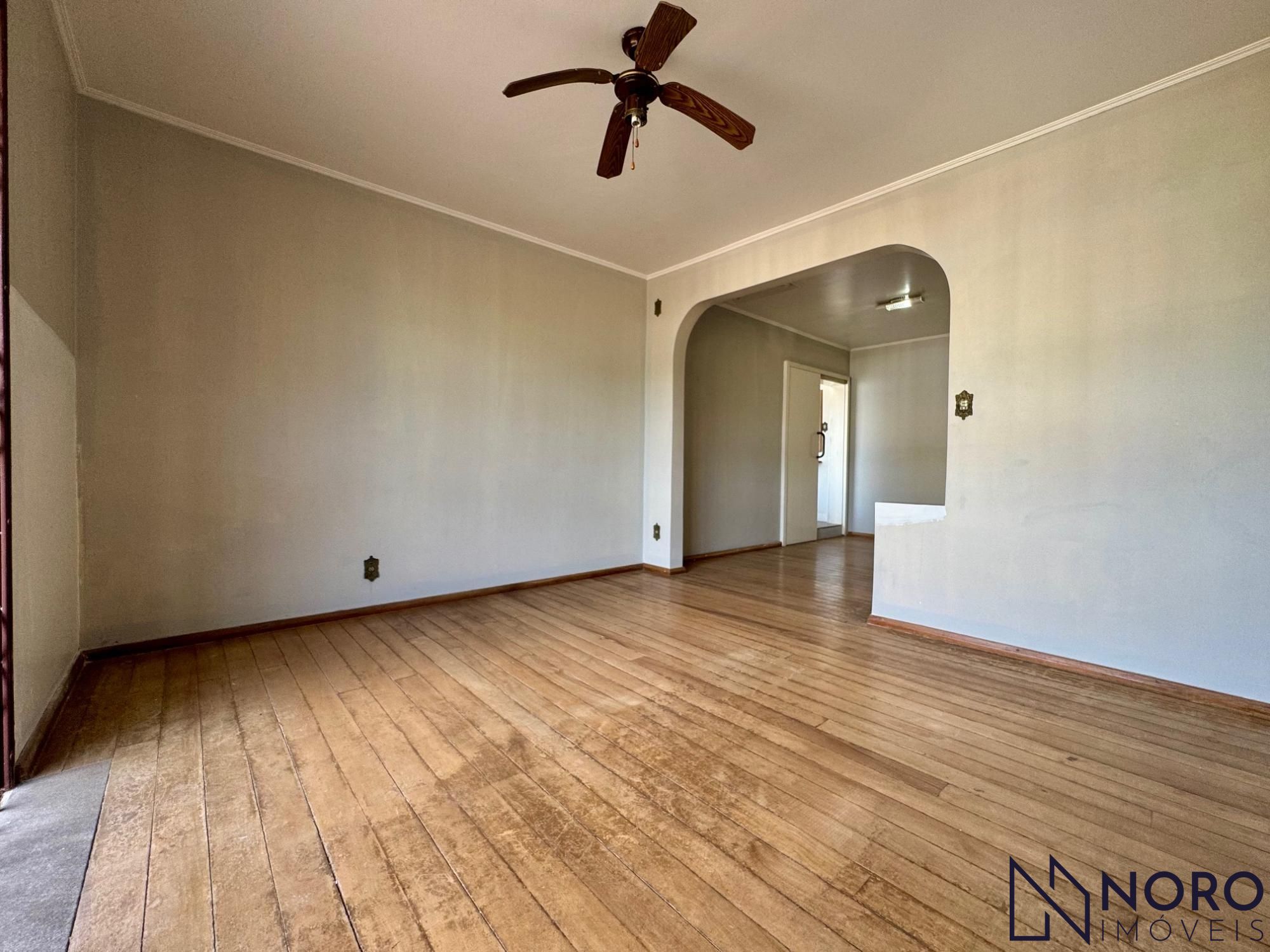 Casa alvenaria com aproximadamente 250 m² 4 dormitórios 2 suítes estar social es
