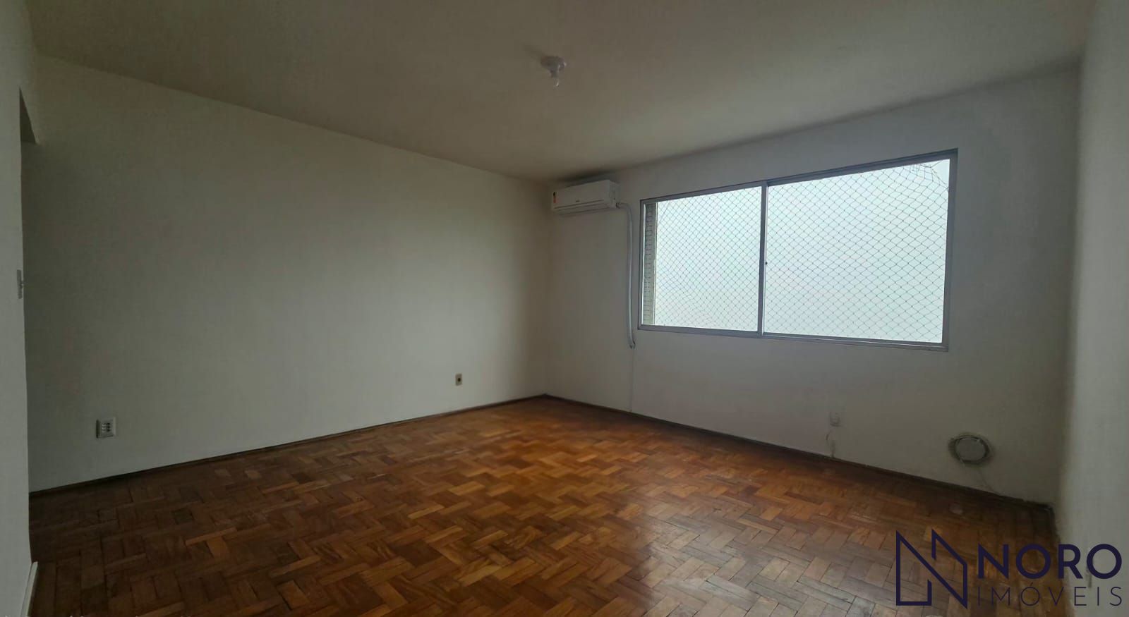 Apartamento de 2 Dormitórios com Garagem à Venda e Locação no Bairro Nossa Senho