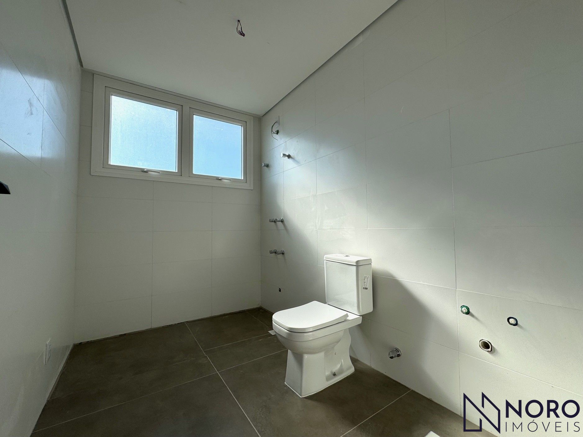 Apartamento 3 Suítes 132m² Privativos 2 Vagas Infraestrutura Completa Ce