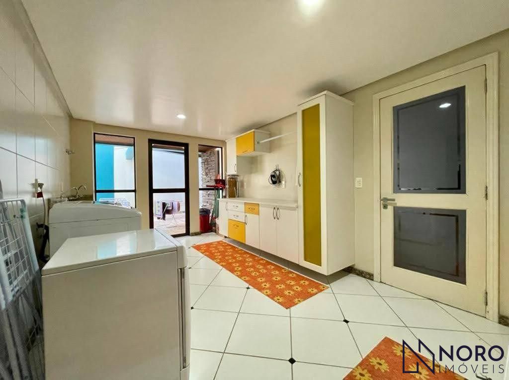 Casa Espaçosa à Venda ou Locação Mobiliada no Bairro Nossa Senhora de Lourdes!