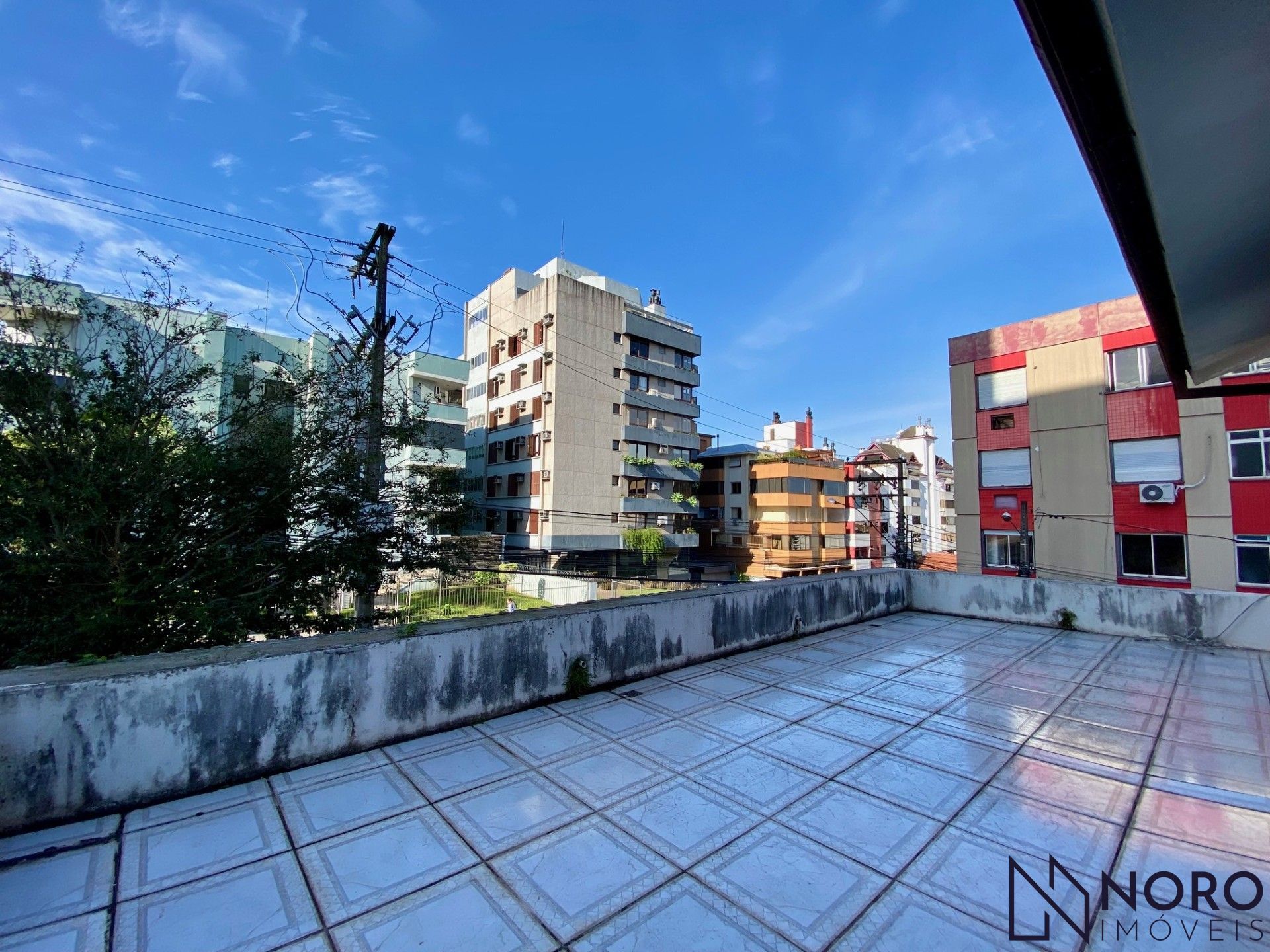 Casa à venda para uso Residencial ou Comercial! Oportunidade Única no Centro de