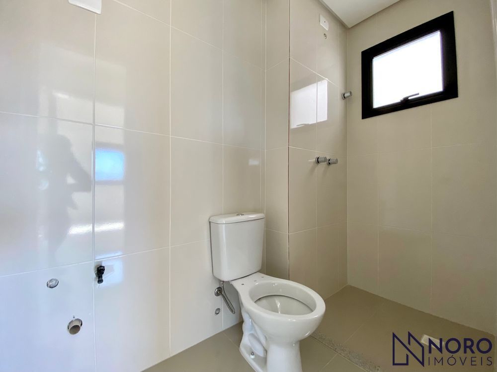 Apartamento de 2 dormitórios 1 suíte em condomínio fechado no bairro urlândia