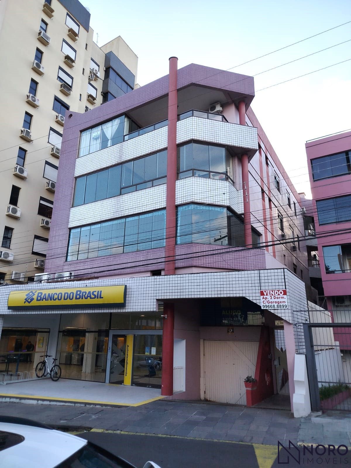Apartamento Mobiliado 2 Dormitórios com Suíte e Garagem – Próx. Av. Presidente V